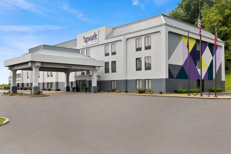 Exterior & Views 2, Spark by Hilton Newcomerstown, Tuscarawas