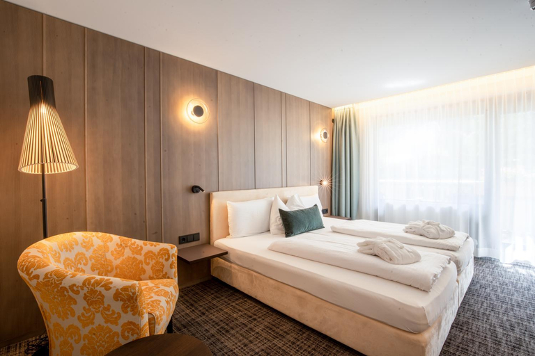 Bedroom 3, Hotel Garni Tannleger B&B, Bludenz
