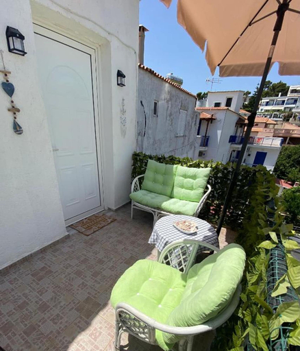 Room 4, Alonnisos Beachfront Nest - Cozy Summer Gem, Thessaly