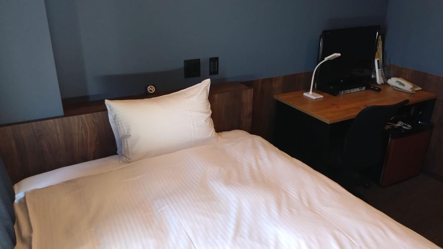 Bedroom 12
