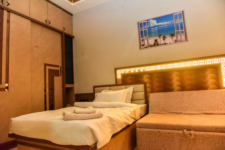Bedroom 16