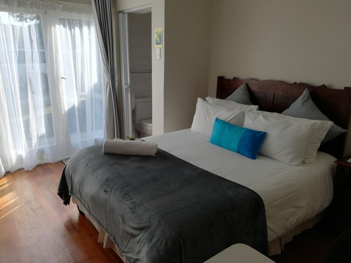 Bedroom 3, AppleBee Guest Cottages, Cacadu
