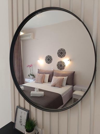 Others 4, Philippos Apartments, Ionian Islands