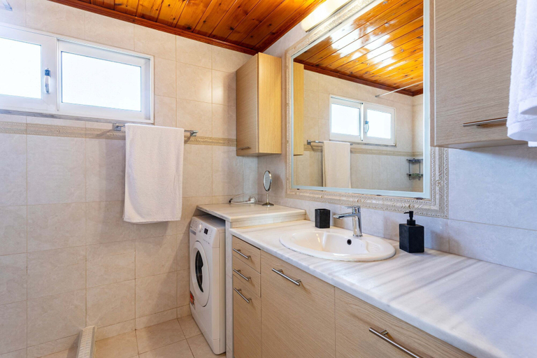 Room 3, Seaview Nature Retreat - Filiatra s Cozy Hideaway, Peloponnese