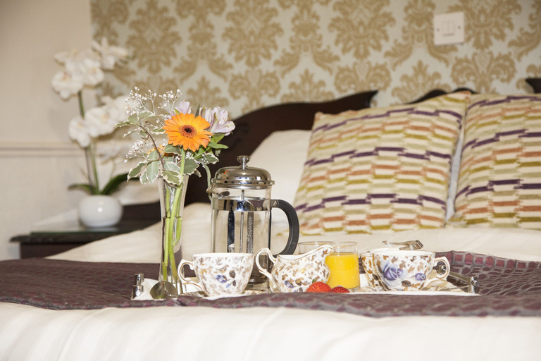 Bedroom 3, The Club House Hotel