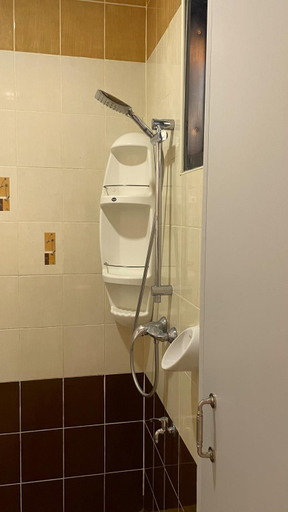 Bathroom 3, Minicost Apartment & Guesthouse, Muang Chiang Mai