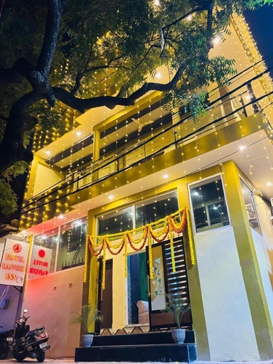 Exterior & Views 1, Hotel Rajveer Inn, Varanasi