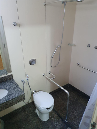 Bathroom 21