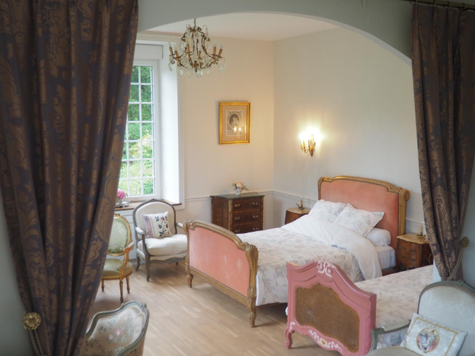 Bedroom 2, Chambre d'Hotes de l'Ile, Manche