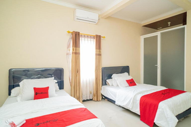 Bedroom 9