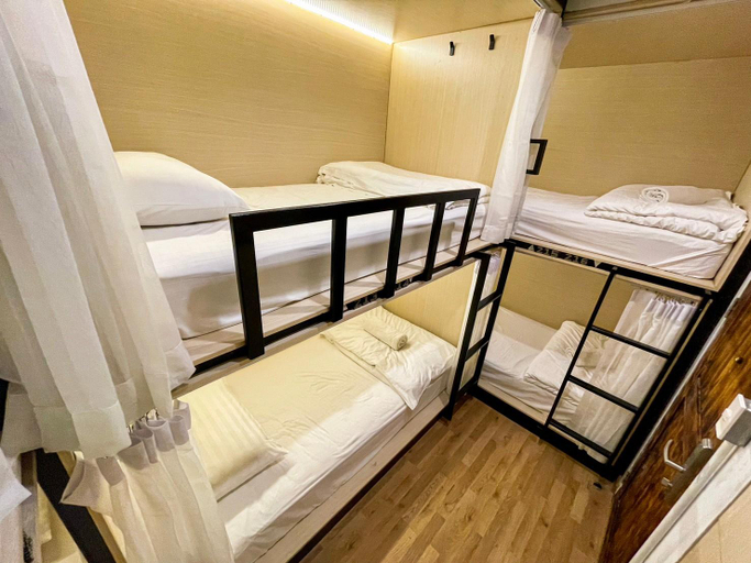Bedroom 14