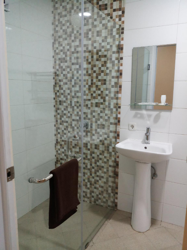 Bathroom 17