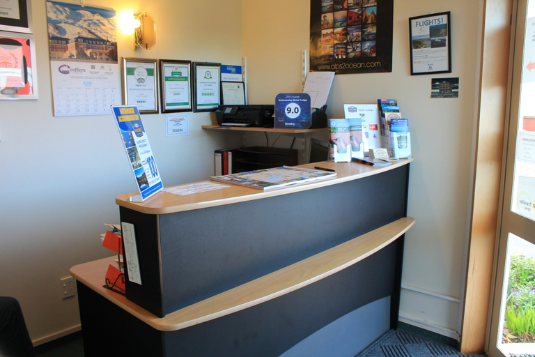Public Area, ASURE Ambassador Motor Lodge, Waitaki
