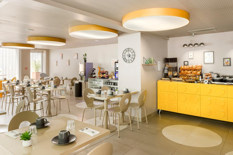 Food & Drinks 4, Appart City Collection Paris Velizy, Yvelines