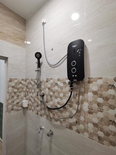 Bathroom 3, Mini Concept Hotel, Kuala Terengganu