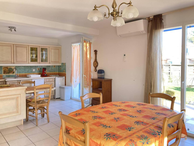 Kitchen 2, Villa LES LAURIERS avec terrasse et jardin proche plage, Aude