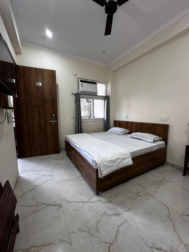 Bedroom 2, Sunita Residency, Gurgaon
