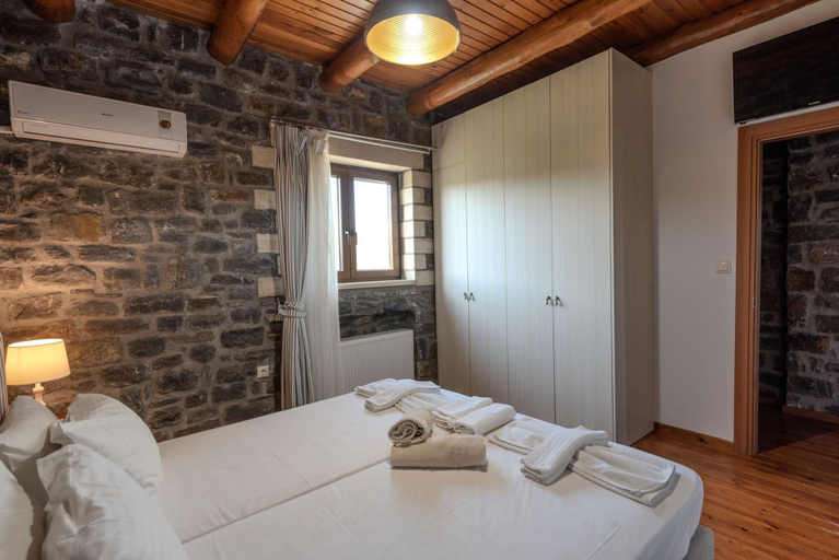 Bedroom 3, Villa Vilana With Private Pool, Crete