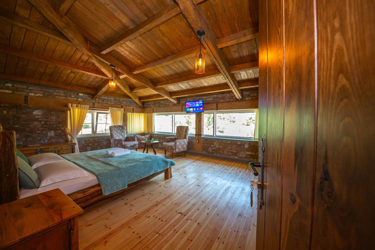 Bedroom 13