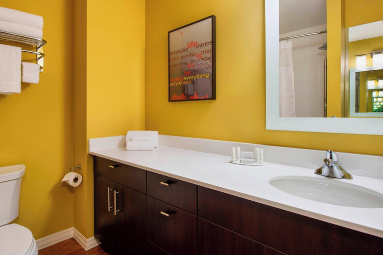 Bathroom 4, Towneplace Suites by Marriott Red Deer, Division No. 8