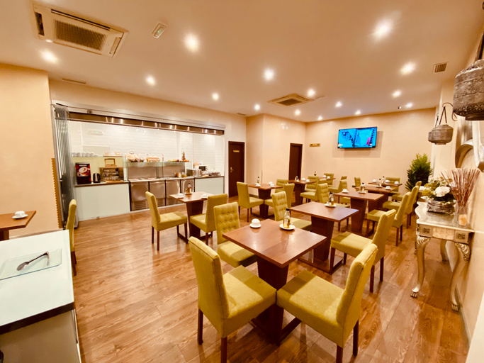 Food & Drinks 3, Palace Sevilla, Sevilla