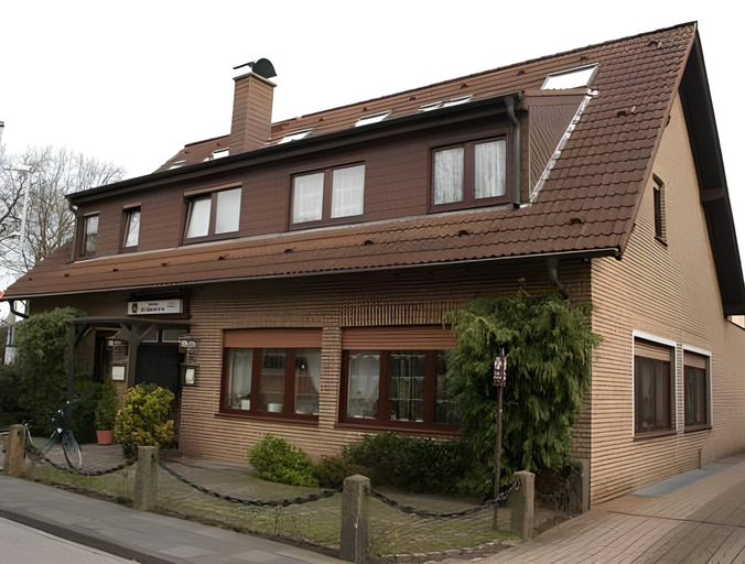 Others 2, Haus Scheuten Hotel, Duisburg