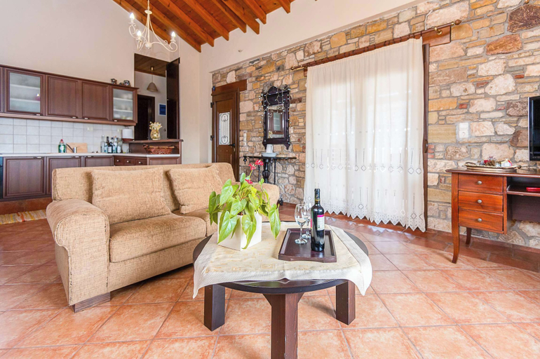 Room 5, Beachfront Stone House - Samos Seaview Retreat, North Aegean