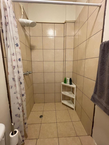 Bathroom 18