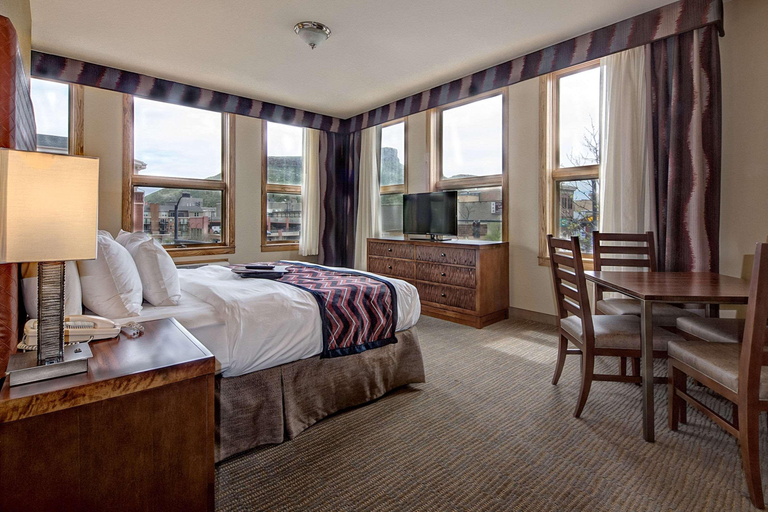 Bedroom 2, The Golden Hotel, an Ascend Collection hotel, Jefferson