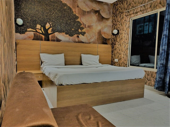 Others 3, THE ROYAL CARGO RESORT, Mathura