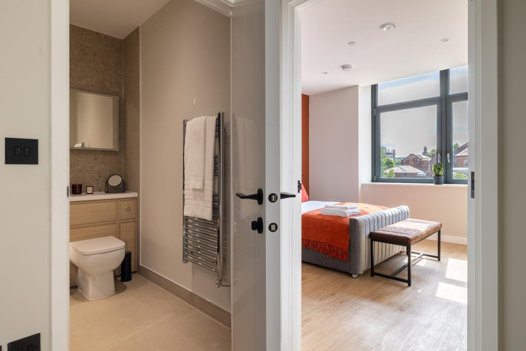 Bedroom 2, Kula Birmingham - New Street Station, Birmingham