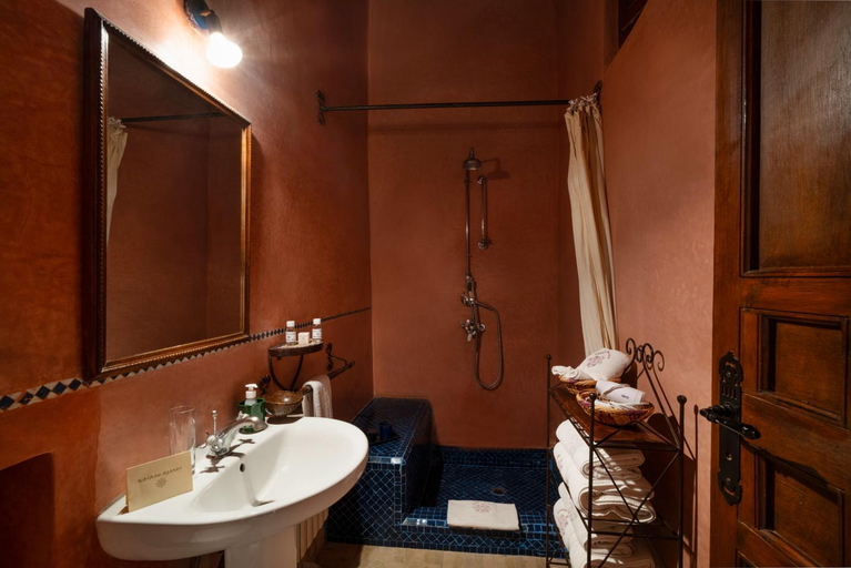 Bathroom 17