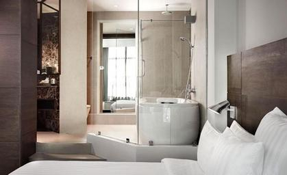 Bathroom 20