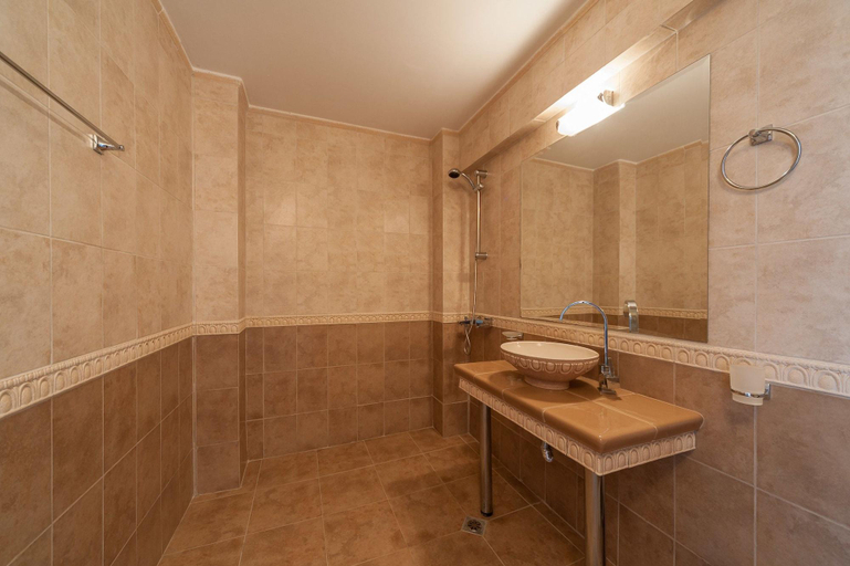 Bathroom 4, Roel Residence Apartments, Nesebar