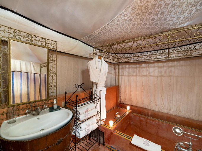 Bathroom 8