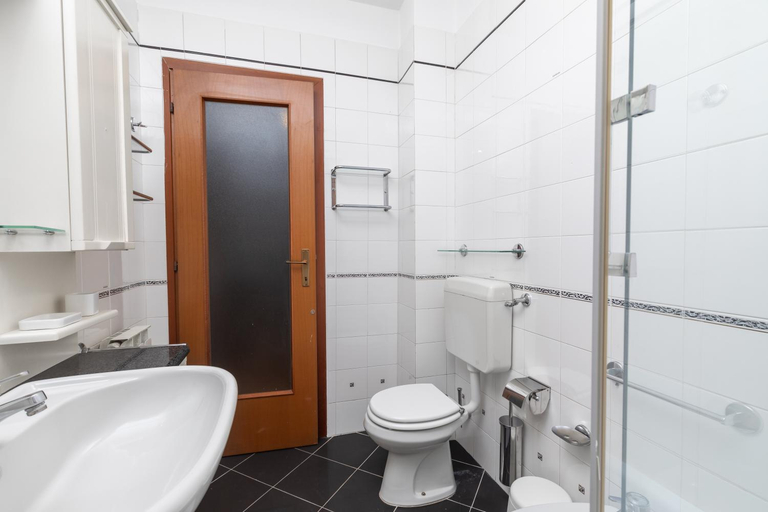 Bathroom 5