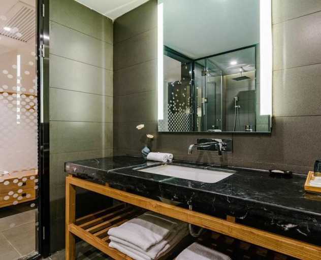 Bathroom 3, Floral Hotel Su Pu Exhibition Center, Zhengzhou