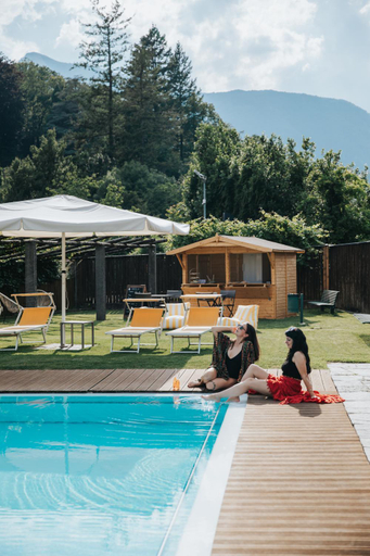 Others 5, B&B Toblerina, Locarno