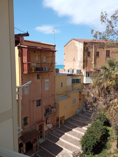 3, Torre Carlo V, Agrigento