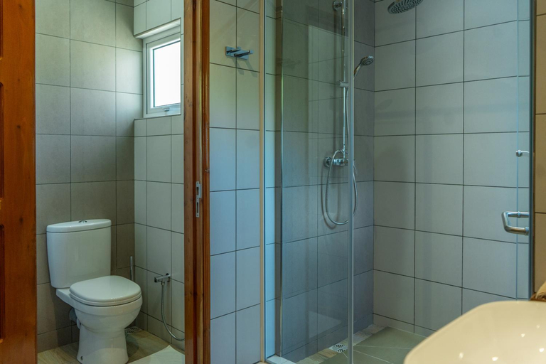 Bathroom 3, Summer Sand Holiday Apartment