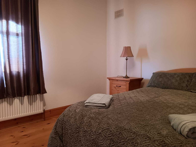 Bedroom 3, Global Guest Ireland