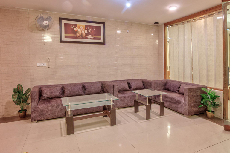 Public Area, Hotel Nirosha Manali, Kullu