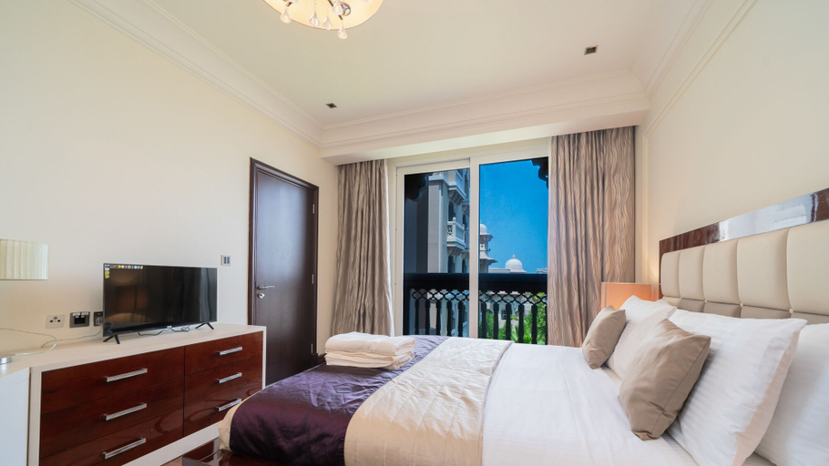 Bedroom 3, Spacious One Bedroom with Beach Access, Dubai