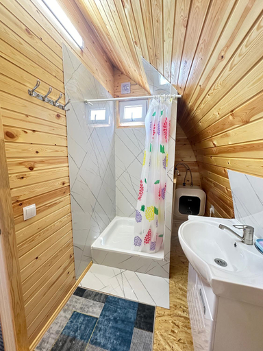 Others 2, Eco Resort Kaiyrma, Ton