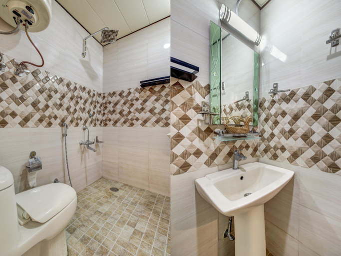 Bathroom 4, Impex hill resorts, Srinagar