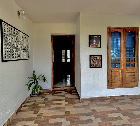 Others 5, The Yellow Submarine, Thiruvananthapuram