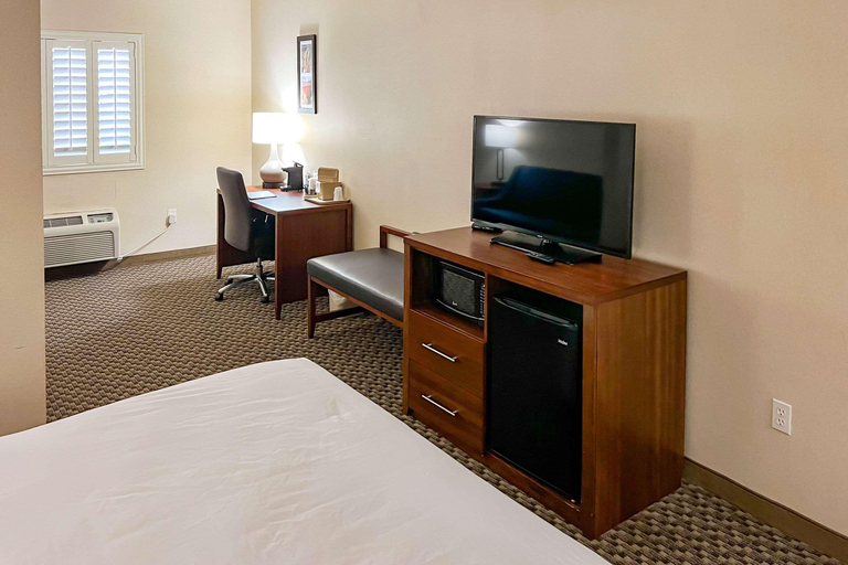 Bedroom 3, Comfort Inn & Suites Thatcher - Safford, Graham