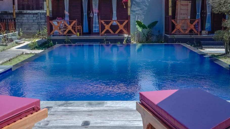 Swimming Pool 18
