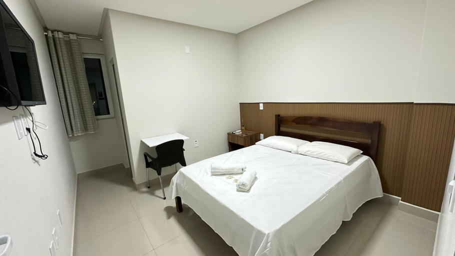 Others 4, Hotel Brisas, Bom Jesus da Lapa