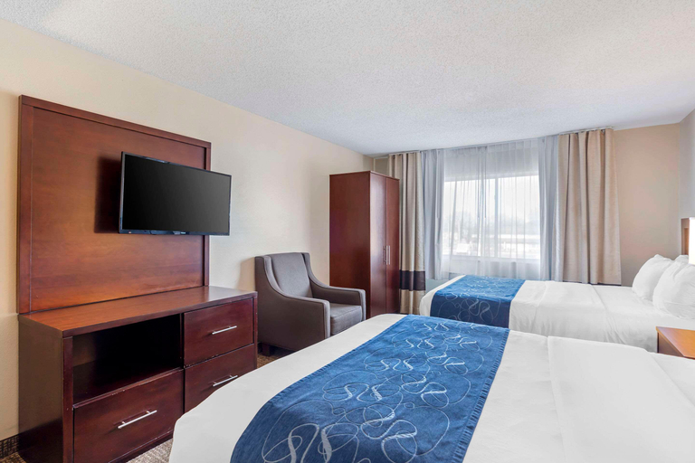 Bedroom 3, Comfort Suites Normal University area, McLean